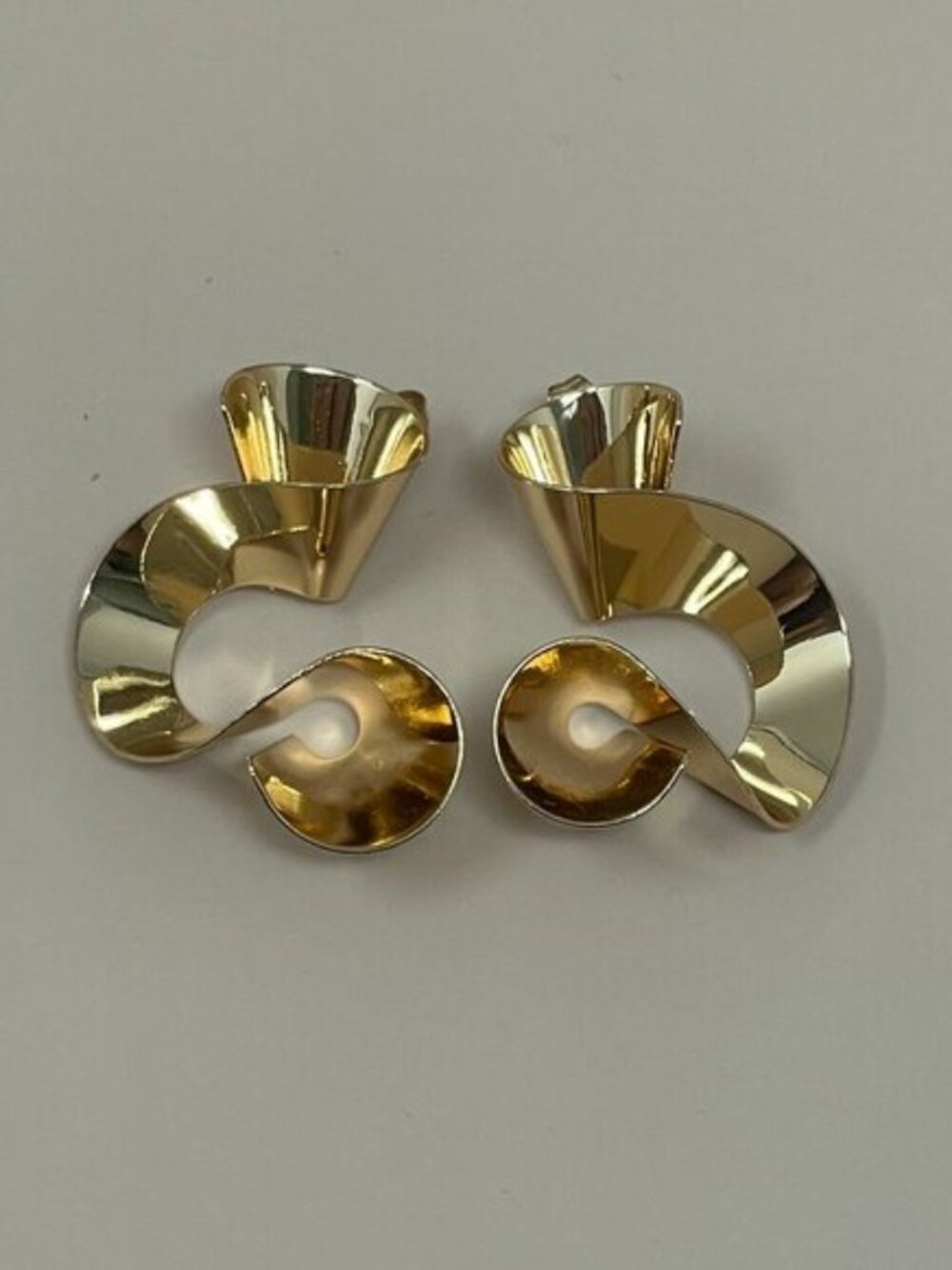 8 Other Reasons | Joppie Earring